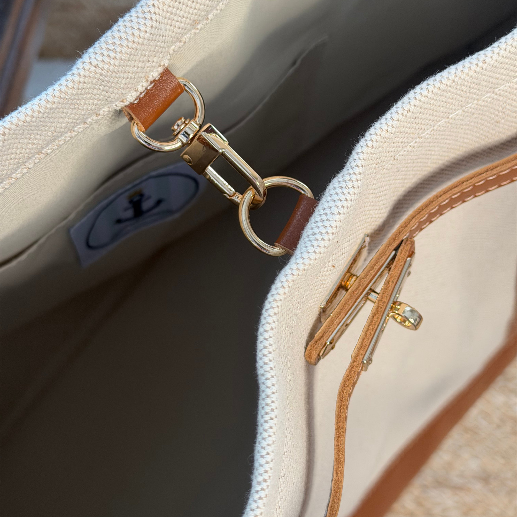 Charleston Extra Large Carryall Tote - Leather